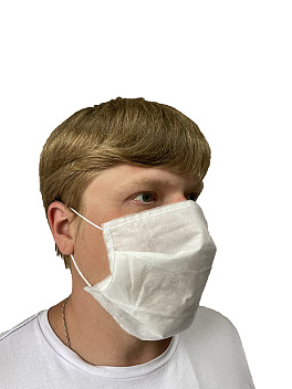 Маска защитная одноразовая 3-х слойная из спанбонда на резинках /20/